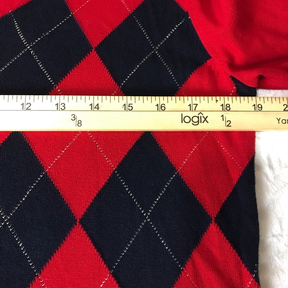 Tommy Hilfiger Argyle Sweater Women’s Size M V-Neck Color Red/Black Pullover. - Picture 9 of 14